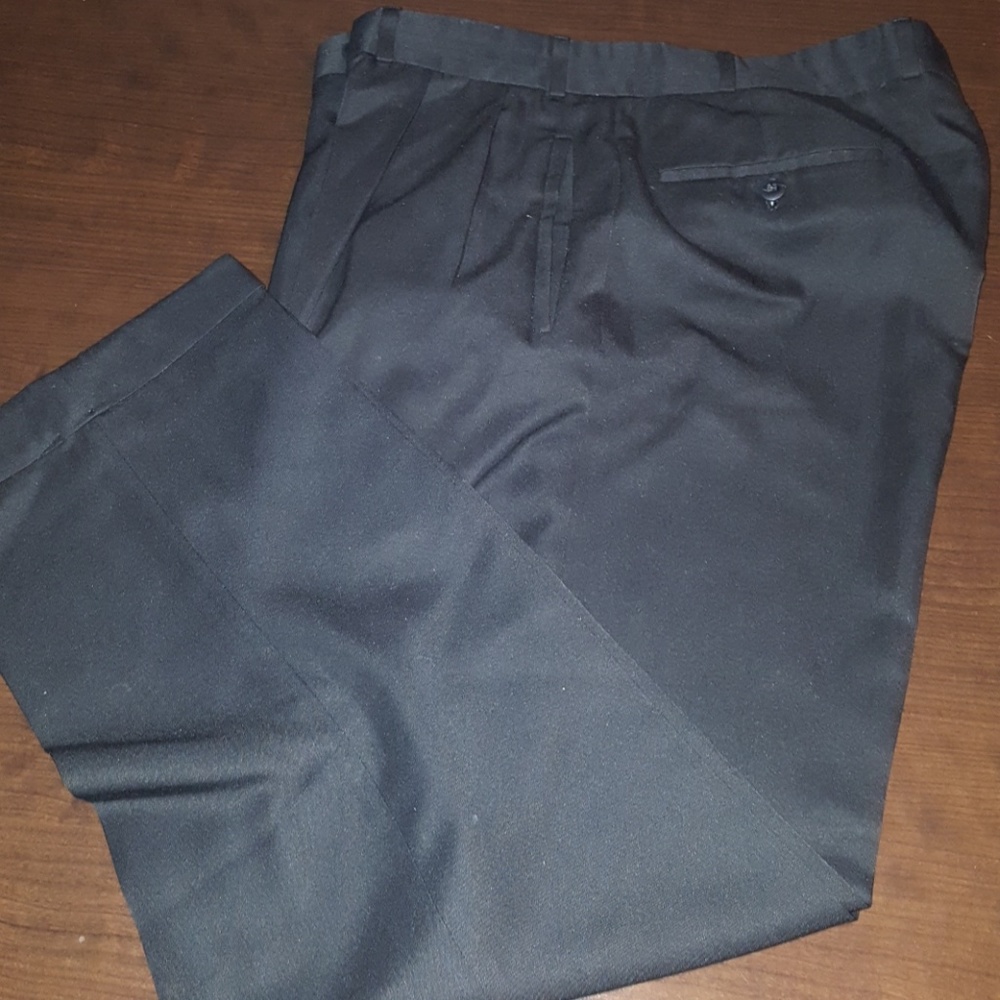 Brandini W36 L30 pleated front black dress pants